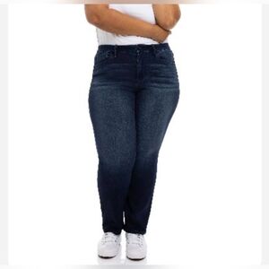 NWT 1822 Denim Better Butter Erica Slim Straight Jeans